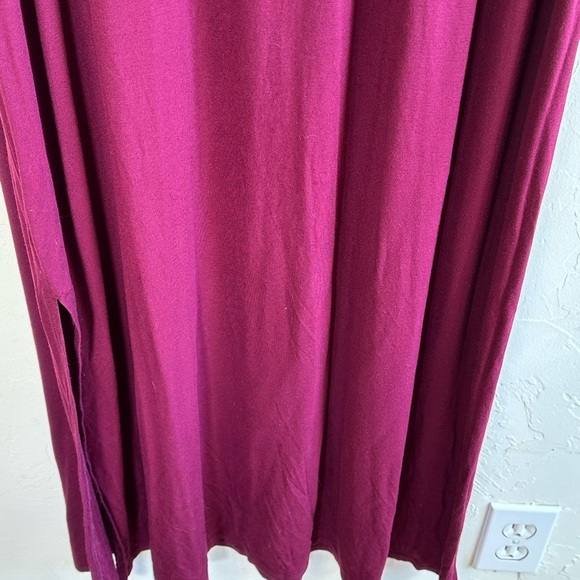 Apt. 9 Wine/Burgundy V-Neck Ruffle Sleeveless Maxi Dress with Side Slit Sz L - Picture 11 of 13
